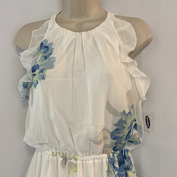 Old Navy White Floral Maxi Dress - Picture 7 of 8